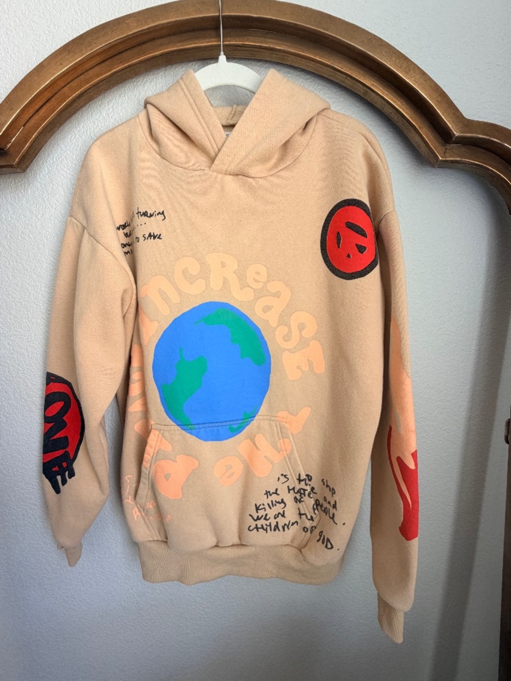 PacSun "Increase The Peace" Globe Graphic Tan Pullover Hoodie Size Small
